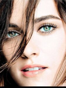 درباره کریستن استوارت