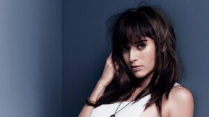 لیزی کاپلان (Lizzie Kaplan)