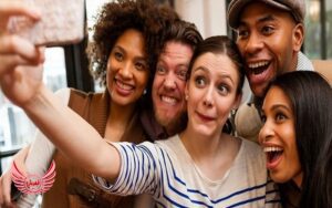 اهداف اجتماعی در مورد بهبود همه جنبه های ارتباطات اجتماعی شما هستند. اهداف توسعه اجتماعی شامل تعیین نقاط عطف واضح برای خودتان است.