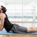 یوگا برای عضلات پشت: بهترین آساناها برای آزاد کردن گرفتگی و درد