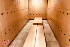 ۵ گام برای بهبود تصویر بدن و غلبه بر فوبیای رختکن