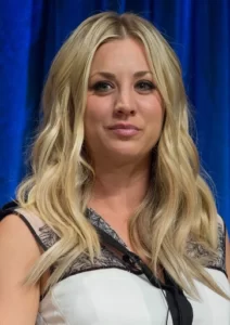 زندگی نامه (بیوگرافی) کیلی کوئوکو | بازیگر نقش پنی در بیگ بنگ تئوری 