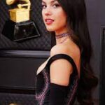 اولیویا رودریگو (Olivia Rodrigo)