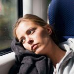 چگونه با دلتنگی کنار بیاییم و در مکان های جدید آسایش پیدا کنیم