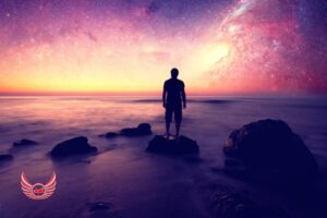 هدف زندگی نیروی هدایت کننده ای است که به وجود شما معنا، جهت و تحقق می بخشد. این دلیل عمیقتر پشت اعمال، اهداف و آرزوهای شماست