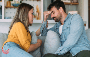 ۷ راه برای غلبه بر مشکلات اعتماد و بهبود روابط