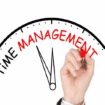 ۸ تکنیک برتر مدیریت زمان برای غلبه بر هرج ومرج روزمره